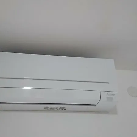 Apartmaji In Vinogradnistvo Klobas Daire Sečovlje