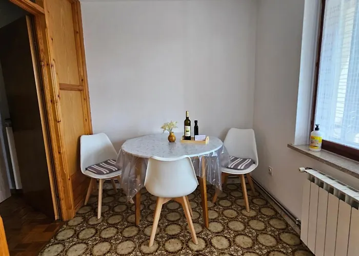 Apartmaji In Vinogradnistvo Klobas Apartamento Sečovlje