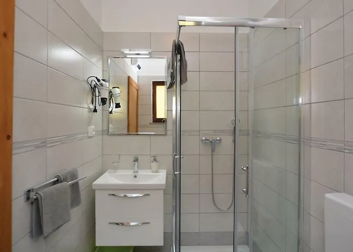 Apartmaji In Vinogradnistvo Klobas Apartamento Sečovlje