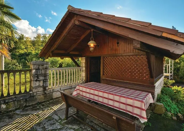 Apartmaji In Vinogradnistvo Klobas Apartamento Sečovlje