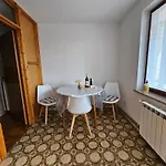 Apartmaji In Vinogradnistvo Klobas 아파트 Sečovlje