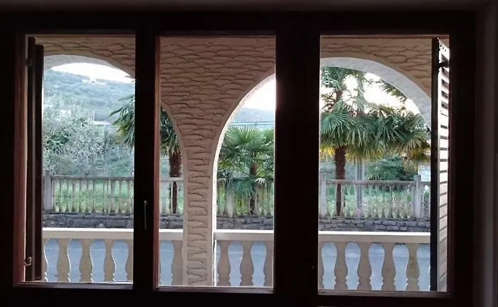 Apartmaji In Vinogradnistvo Klobas דירה